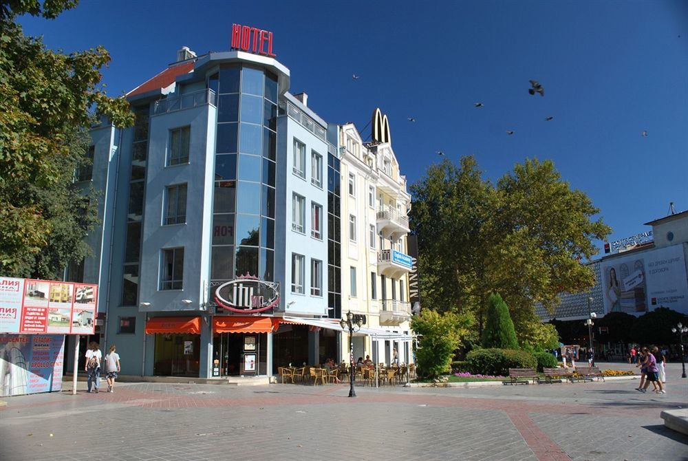 City Mark Hotel Varna Exterior photo