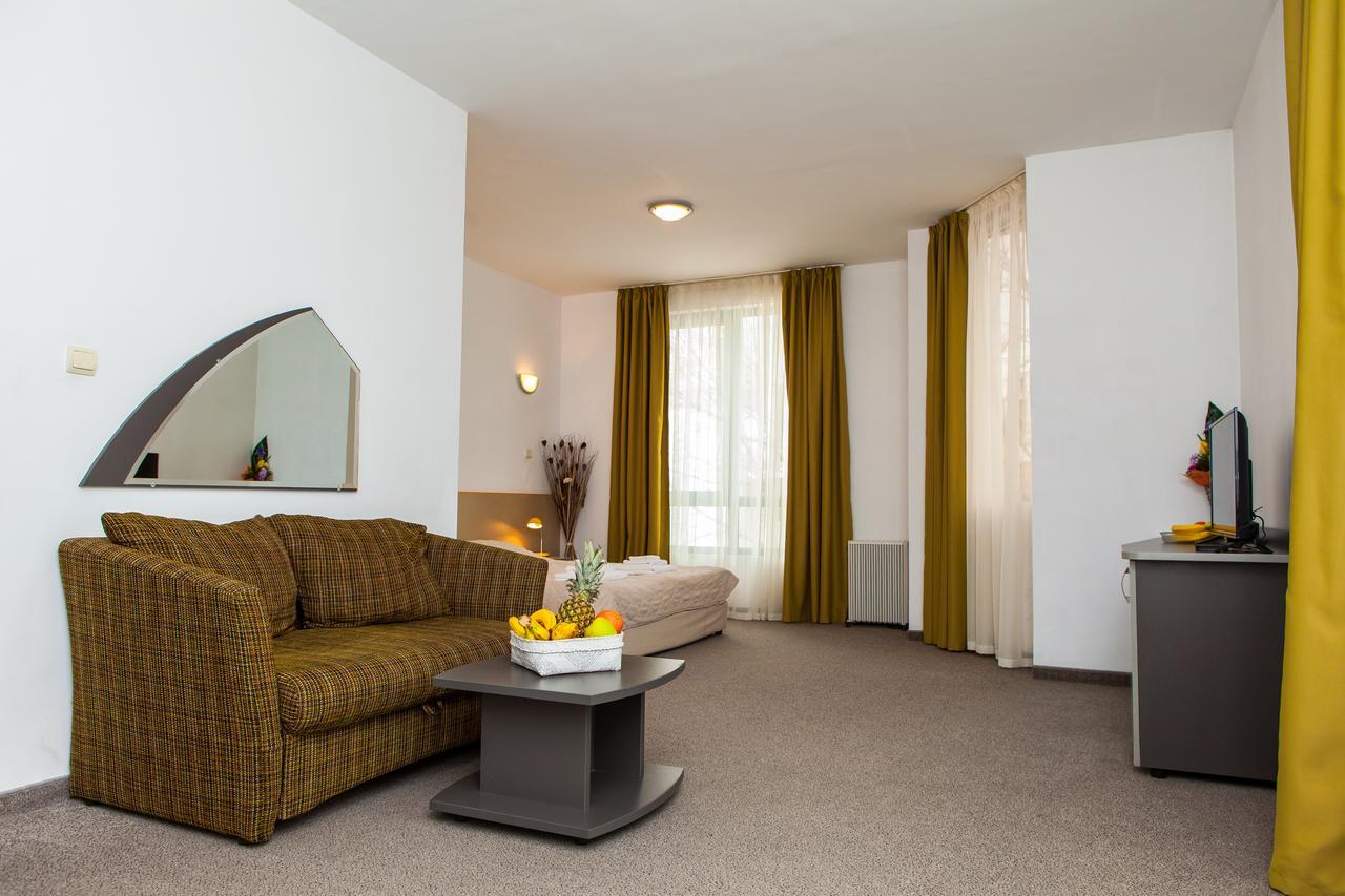 City Mark Hotel Varna Exterior photo