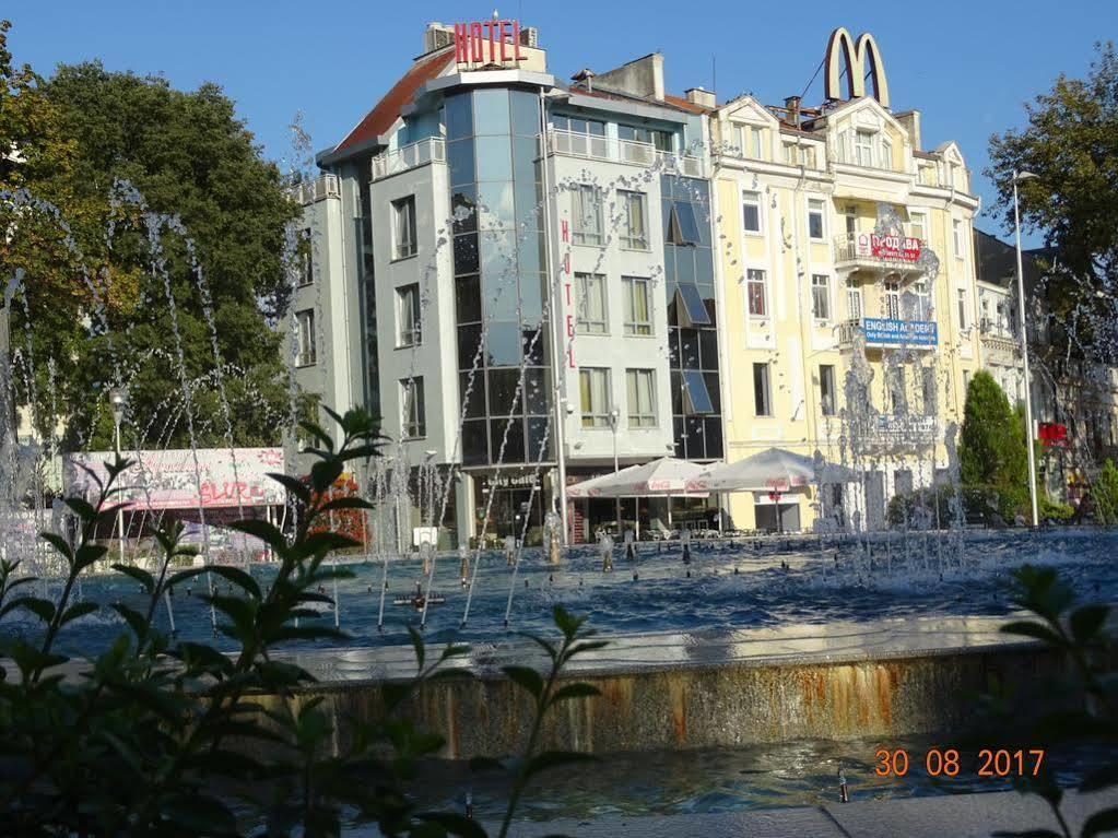 City Mark Hotel Varna Exterior photo